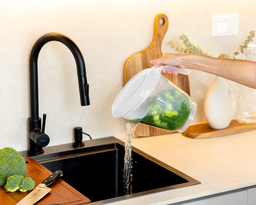 [03574/BLANCO] JARRA ESCURRIDORA FANTÁSTICA 2 L X 18 UND TRANSPARENTE BLANCA